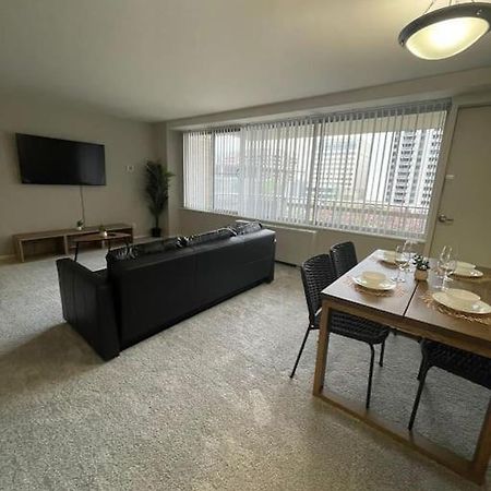 ארלינגטון Charming Apartment At Crystal City With Amazing Amenities מראה חיצוני תמונה